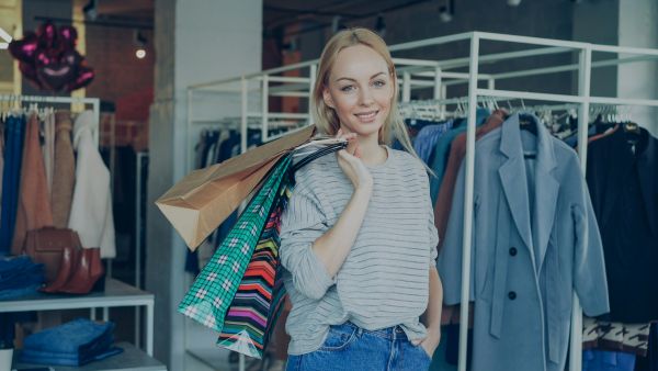 Comment les célébrités influencent-elles les tendances de mode actuelles ?